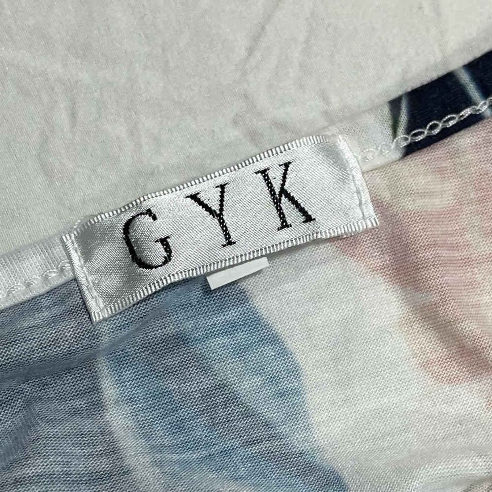 GYK Women’s multi color feather print tank top in size S - Picture 10 of 13